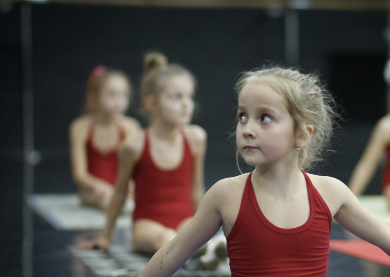 Уроки в детской школе балета от профессионалов
